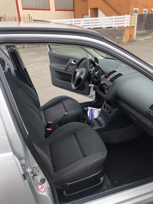 Volkswagen Polo 1.4i Comfortline 60cv – Image 10