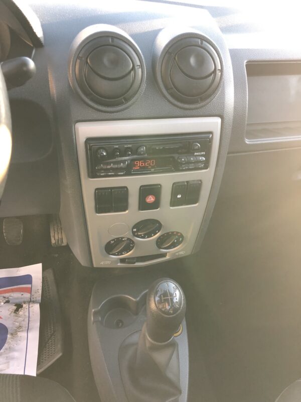 Dacia Logan Pick up 1.5 Dci 86cv – Image 7