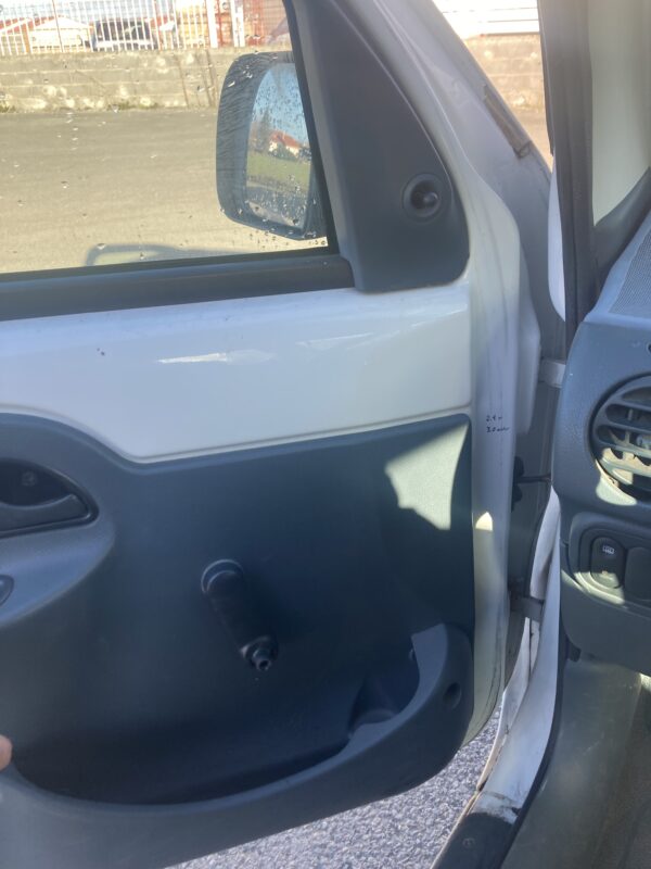 Renault Kangoo – Image 12