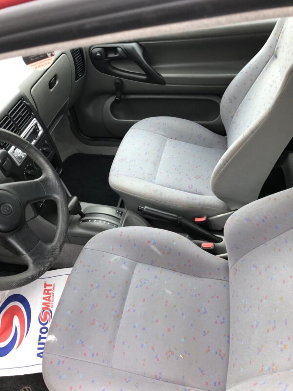VOLKSWAGEN POLO III 1.6 BOITE AUTOMATIQUE – Image 8
