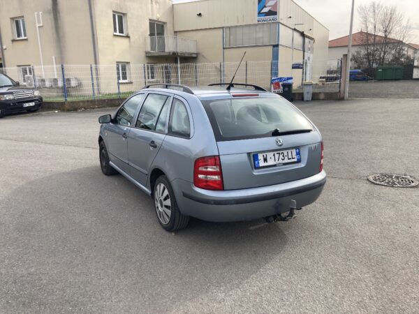 SKODA FABIA 1.4 75cv – Image 7