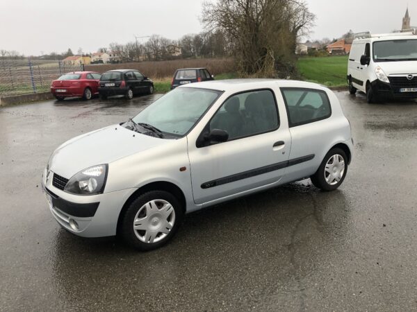 Renault Clio II 1.2 75cv – Image 2