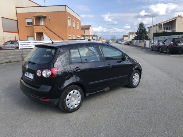 VOLKSWAGEN GOLF V PLUS 1.9 TDI – Image 6