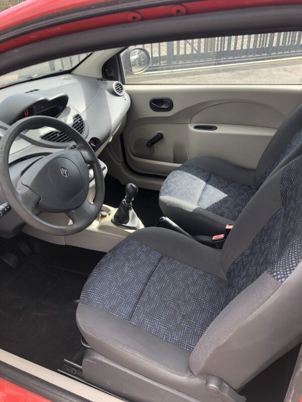 Renault Twingo 1.2 Access 60cv – Image 8