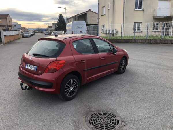 Peugeot 207 1.4 active 73cv – Image 5