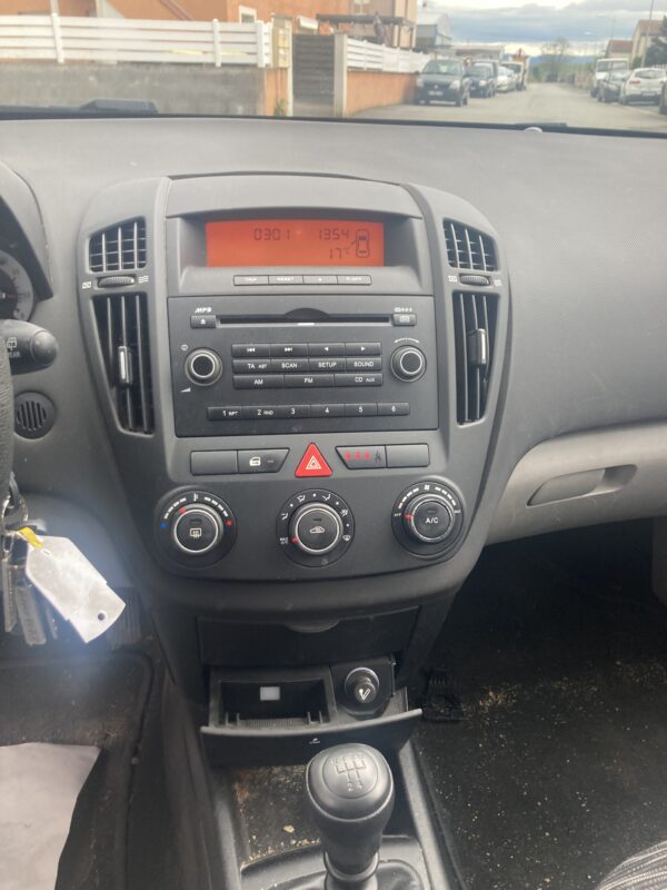 KIA CEED 1.6 CRDI 90cv – Image 8