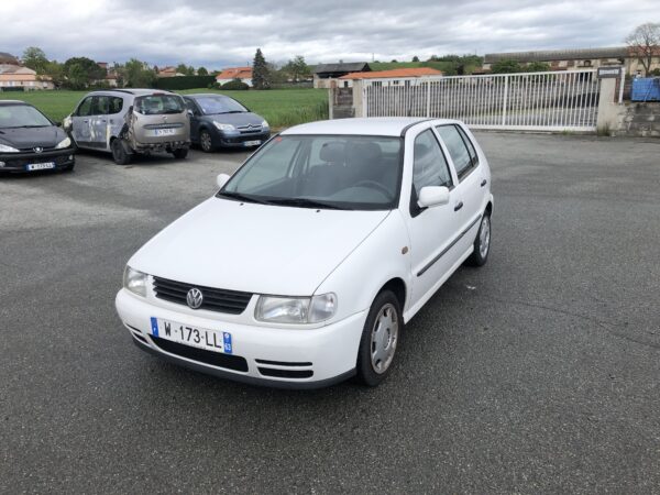 VOLKSWAGEN POLO 1.4 BOITE AUTO – Image 3