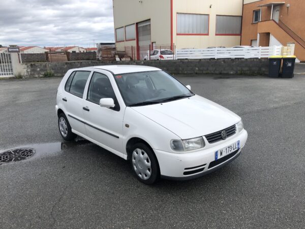VOLKSWAGEN POLO 1.4 BOITE AUTO – Image 4