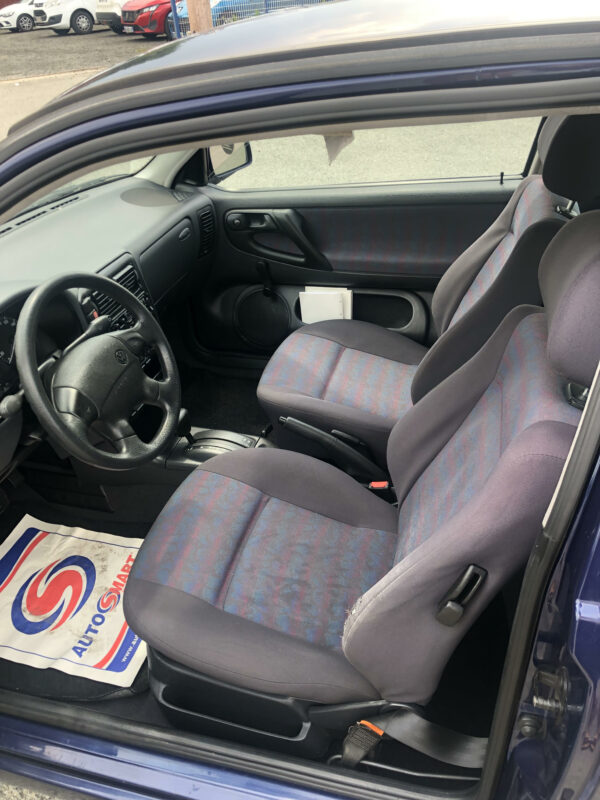 Volkswagen Polo 1.4 boite automatique – Image 12