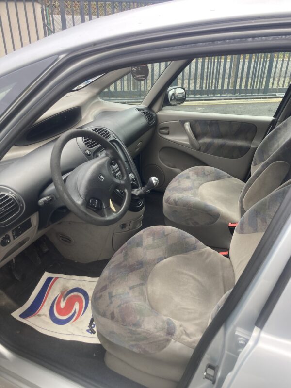 CITROEN XSARA PICASSO 2.0 HDI 90cv – Image 8