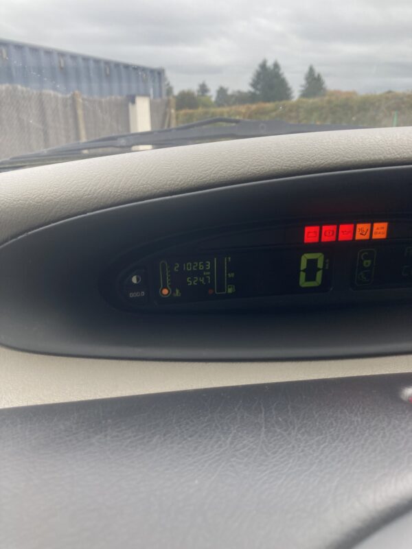 CITROEN XSARA PICASSO 2.0 HDI 90cv – Image 14