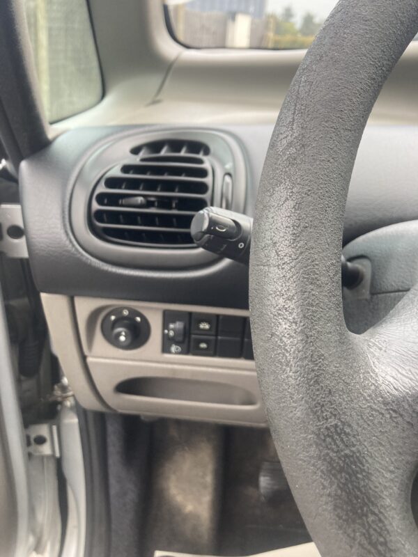 CITROEN XSARA PICASSO 2.0 HDI 90cv – Image 15